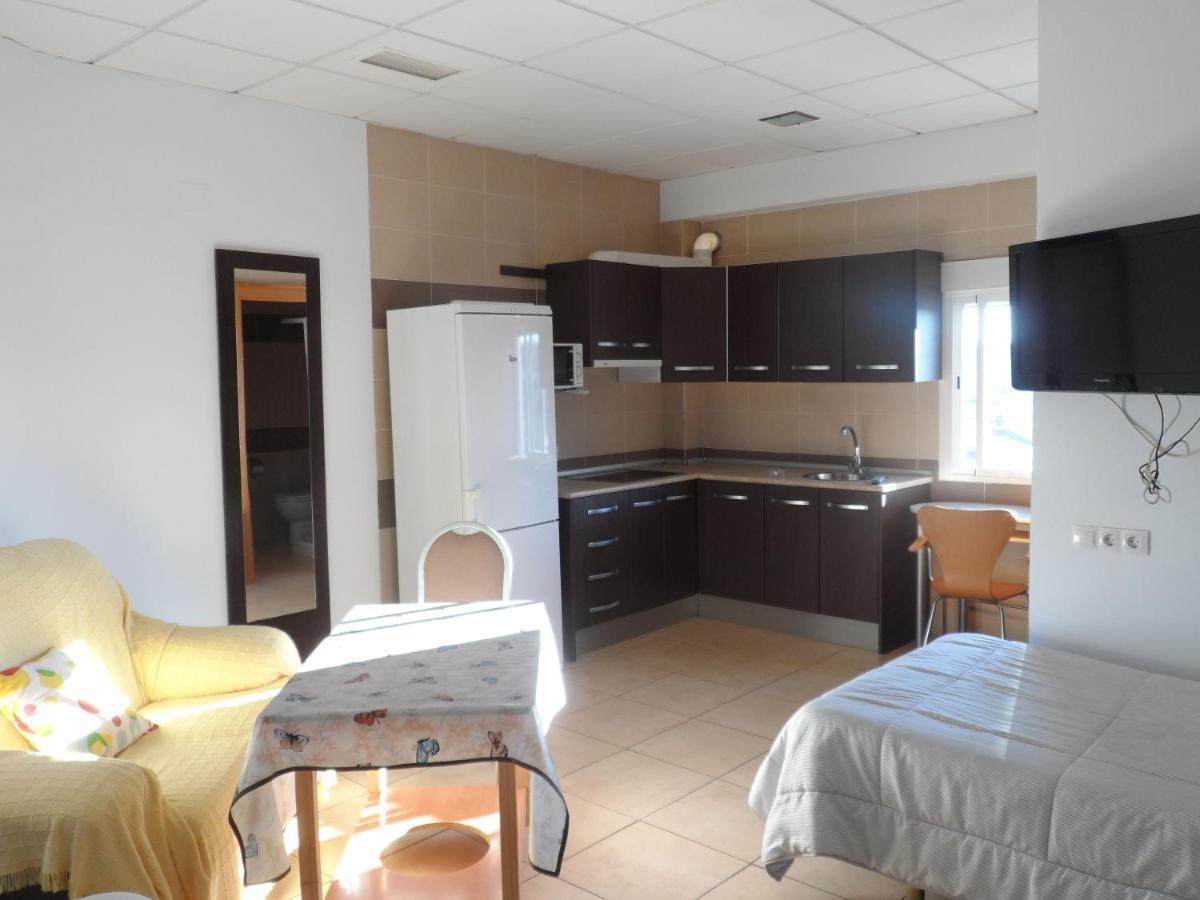 Hostal Via Del Caminante Madrigalejo المظهر الخارجي الصورة