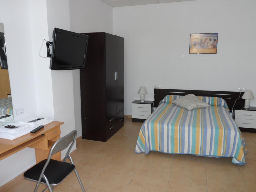 Hostal Via Del Caminante Madrigalejo المظهر الخارجي الصورة