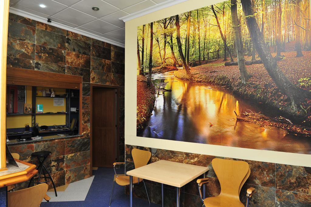 Hostal Via Del Caminante Madrigalejo المظهر الخارجي الصورة