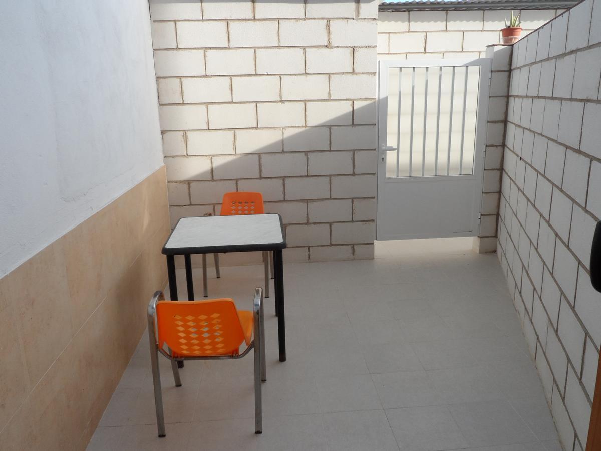 Hostal Via Del Caminante Madrigalejo المظهر الخارجي الصورة